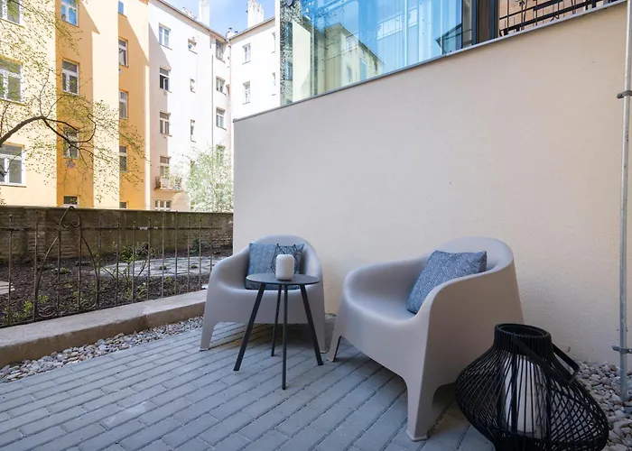 Hidden Art Boutique Residence By Dwellfort Praga